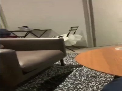 [MP4/ 614M] 漂亮人妻 天哪你流了好多水 我干死你 你慢一点 不要射